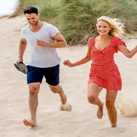 Crown Quarter Hotel *