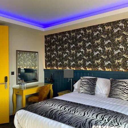 Hotell Crown Quarter