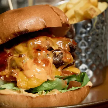 Hotell Crown Quarter