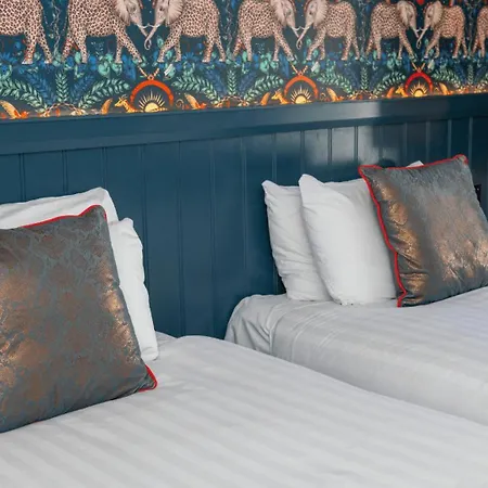 Hotell Crown Quarter