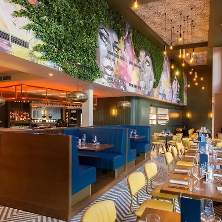 Hotell Crown Quarter Wexford