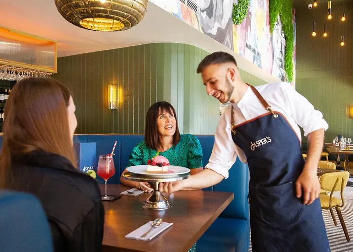 Crown Quarter * 韦克斯福德